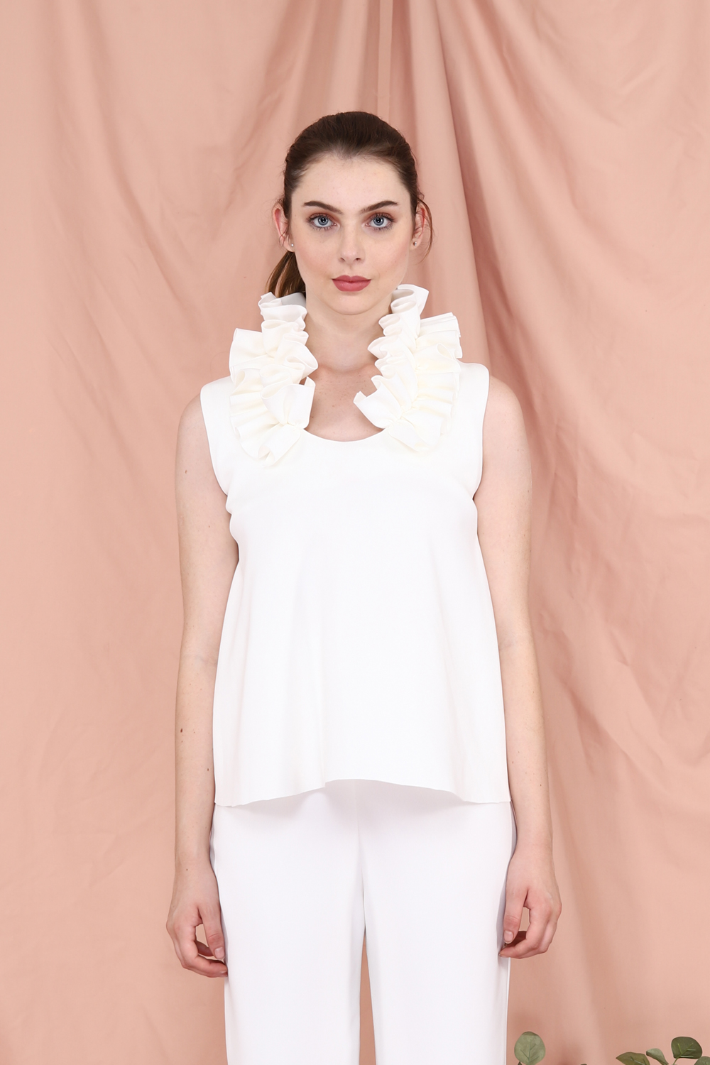 RAFFLES TOP