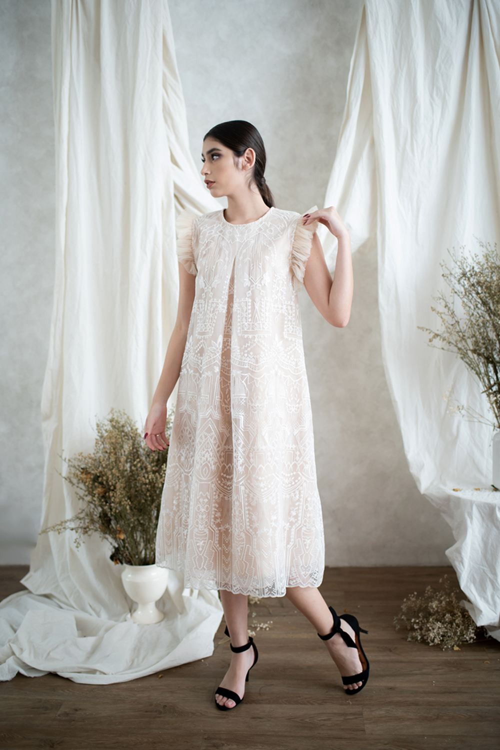 SAINT DRESS