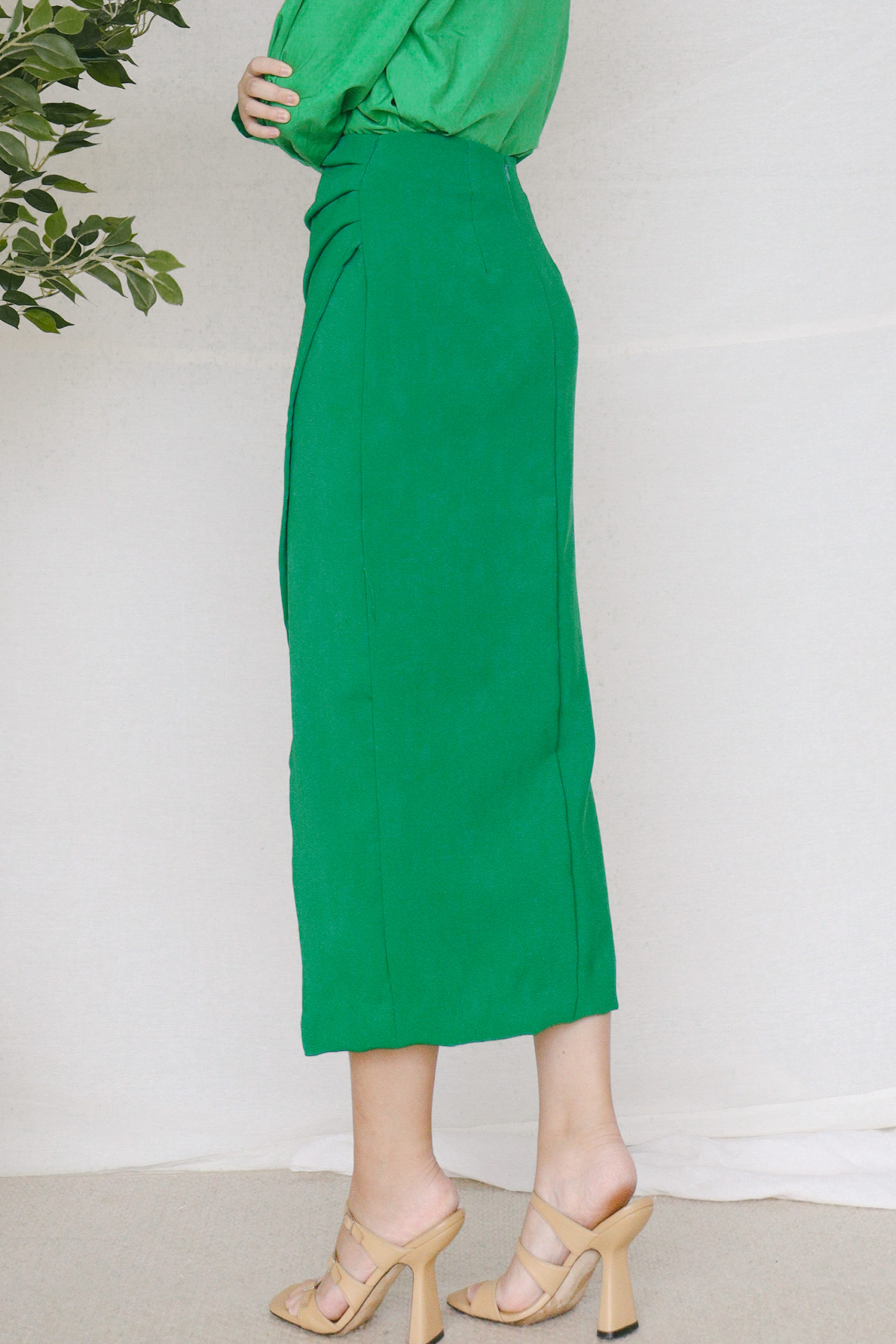 ESSY SKIRT