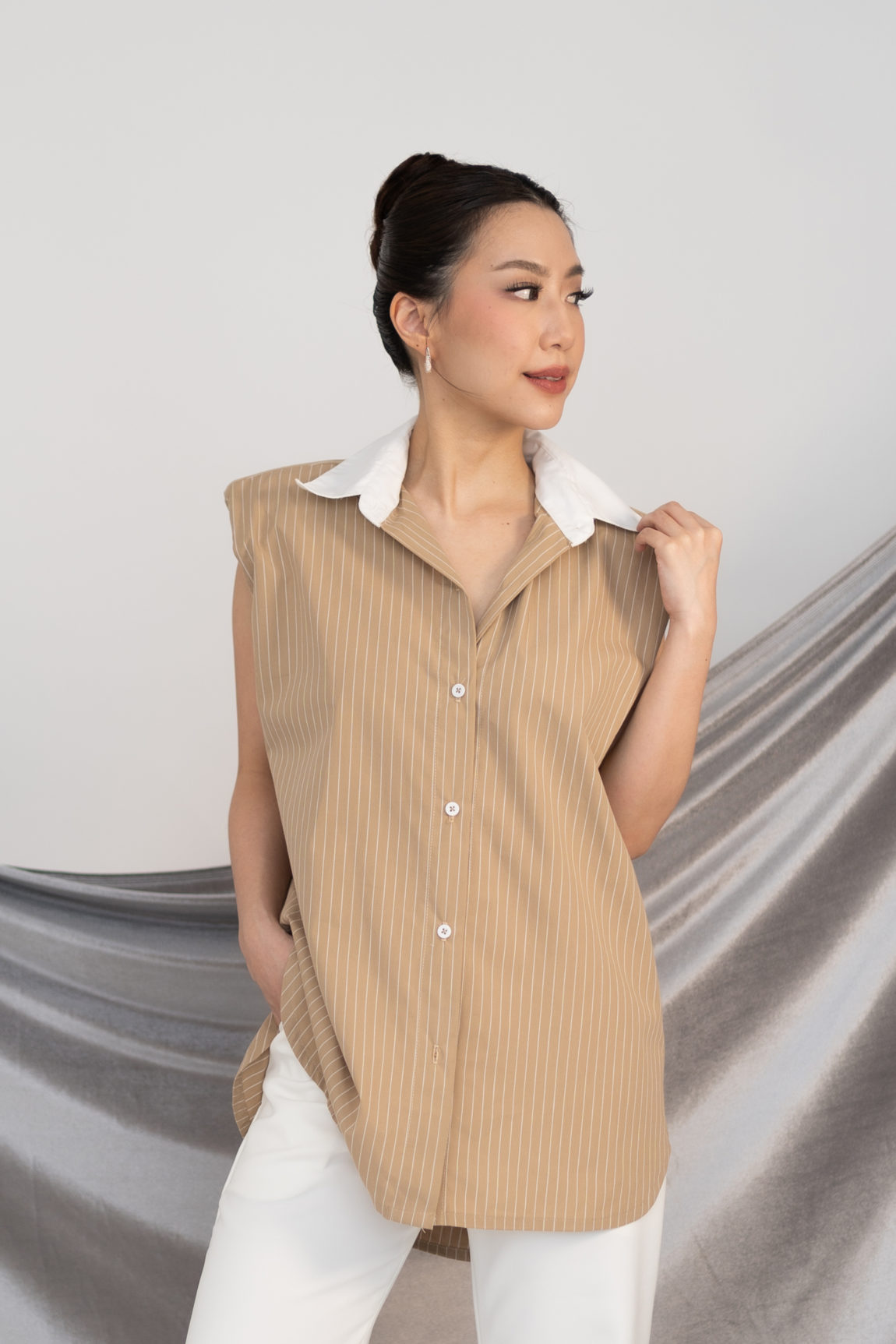 BUSTER BLOUSE