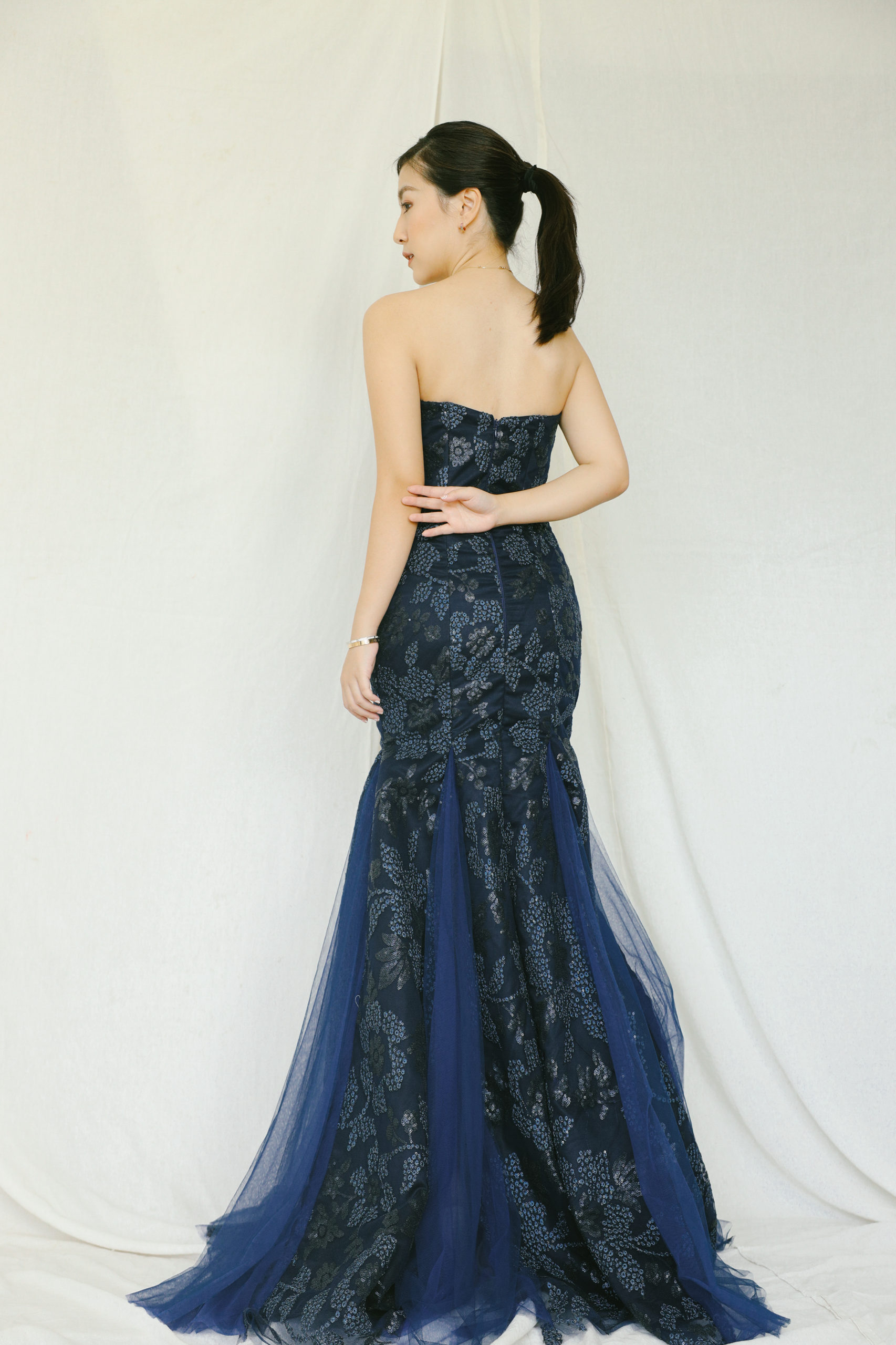 DELONA LONG GOWN