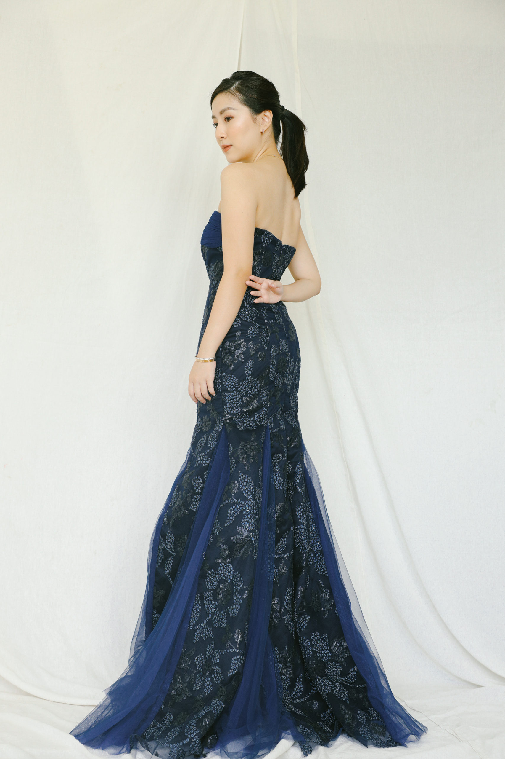 DELONA LONG GOWN