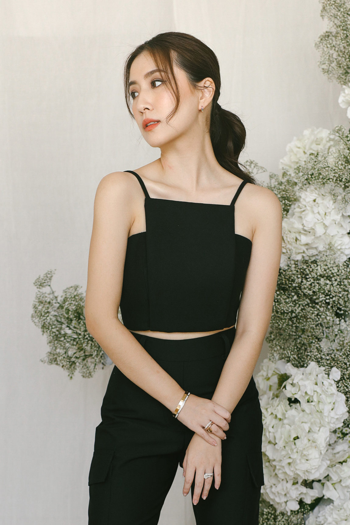 HELLA CROP TOP