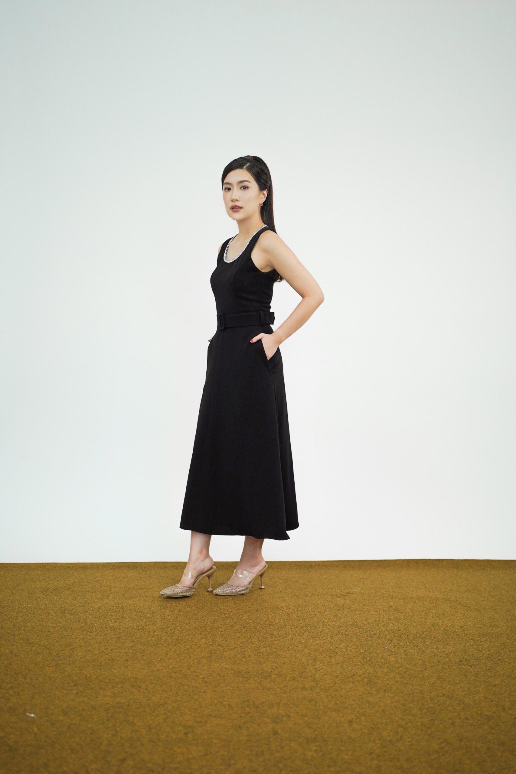 PAIGE DRESS