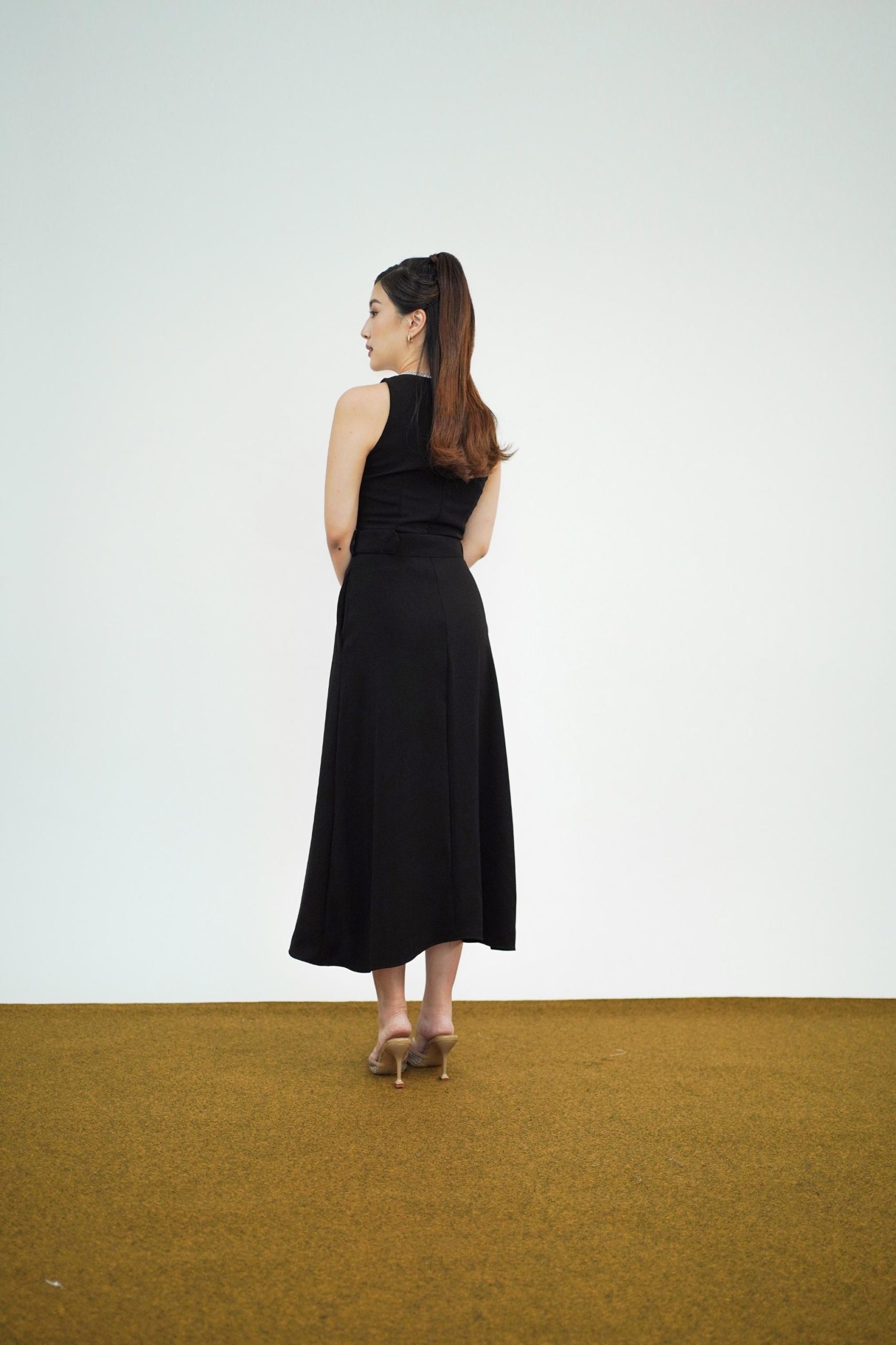 PAIGE DRESS